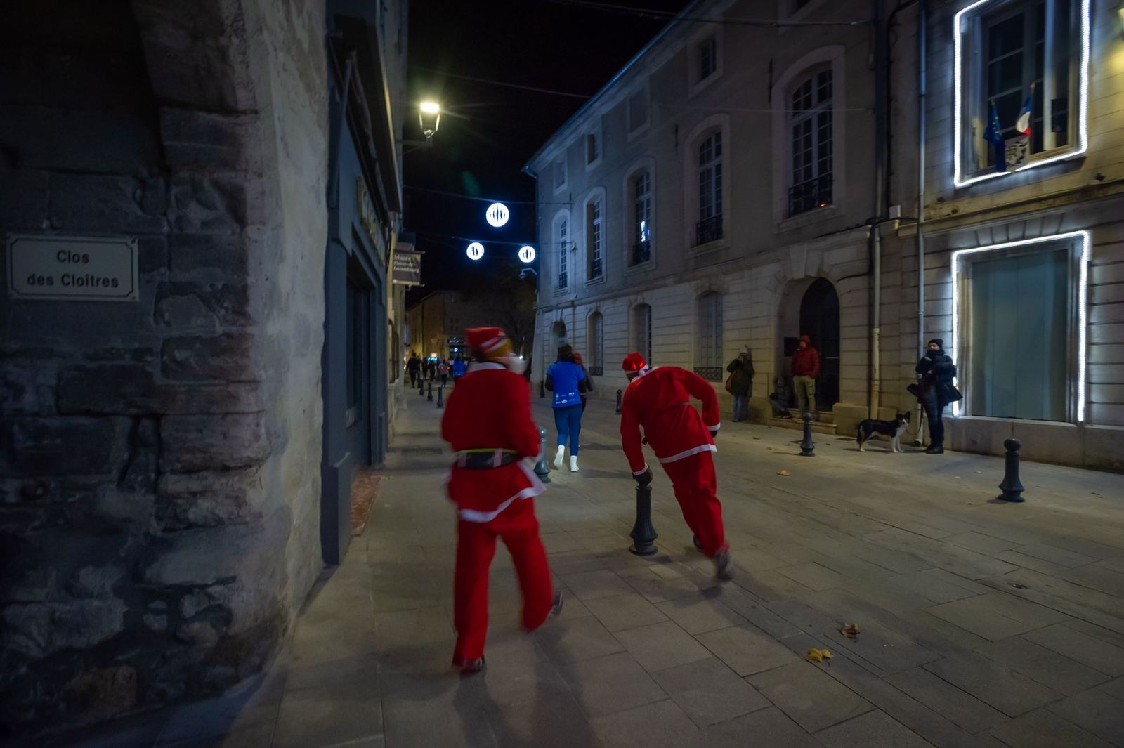 Deux Pères Noël en course